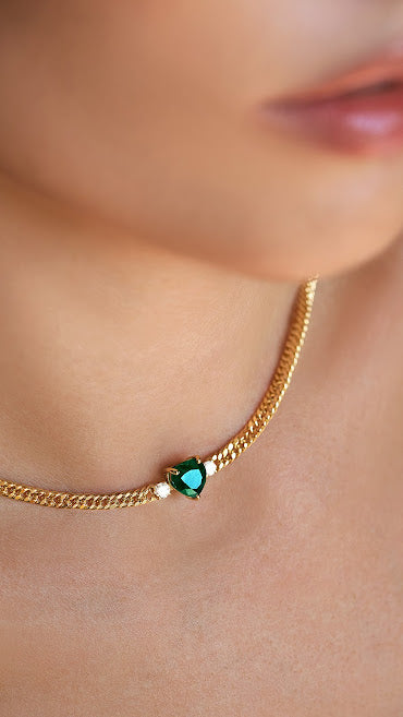 Does 18k Gold Fade? (Everything you need to know)