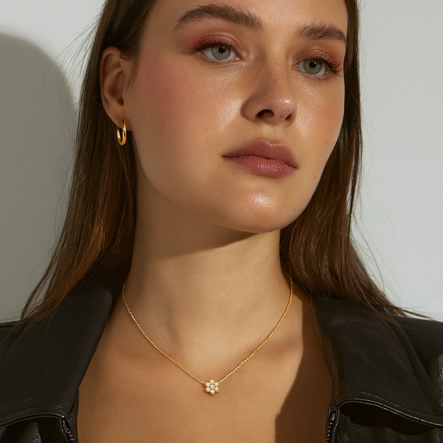 Necklace Flower Pearl