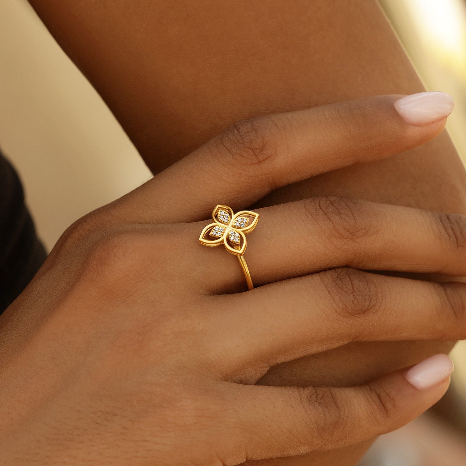 Pure Hera Ring