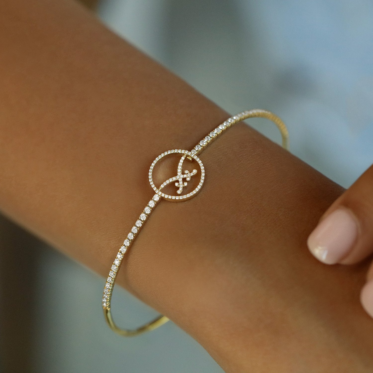 Saudi Arabia Diamond Circle Bracelet