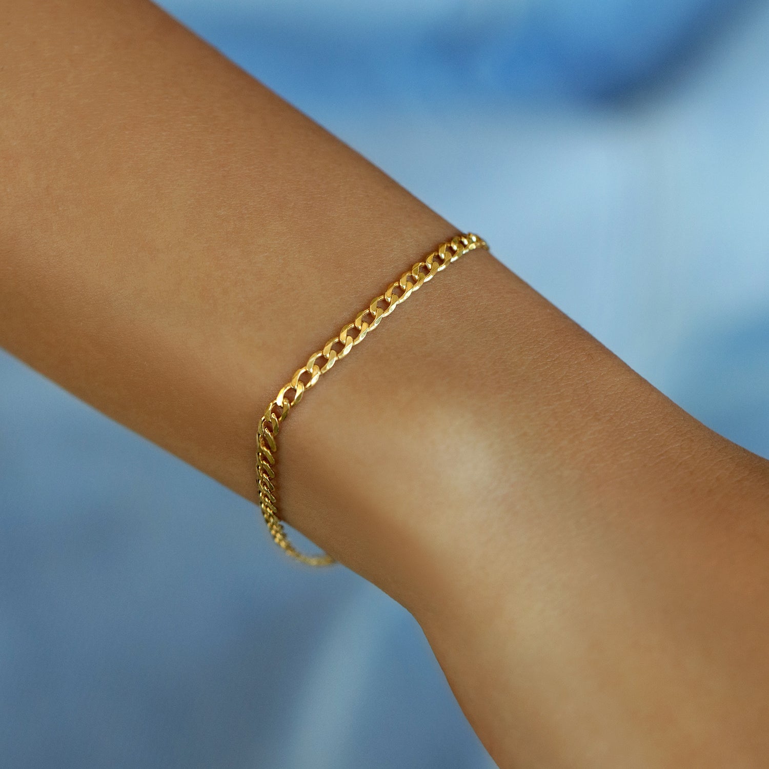 Thin Chain Bracelet