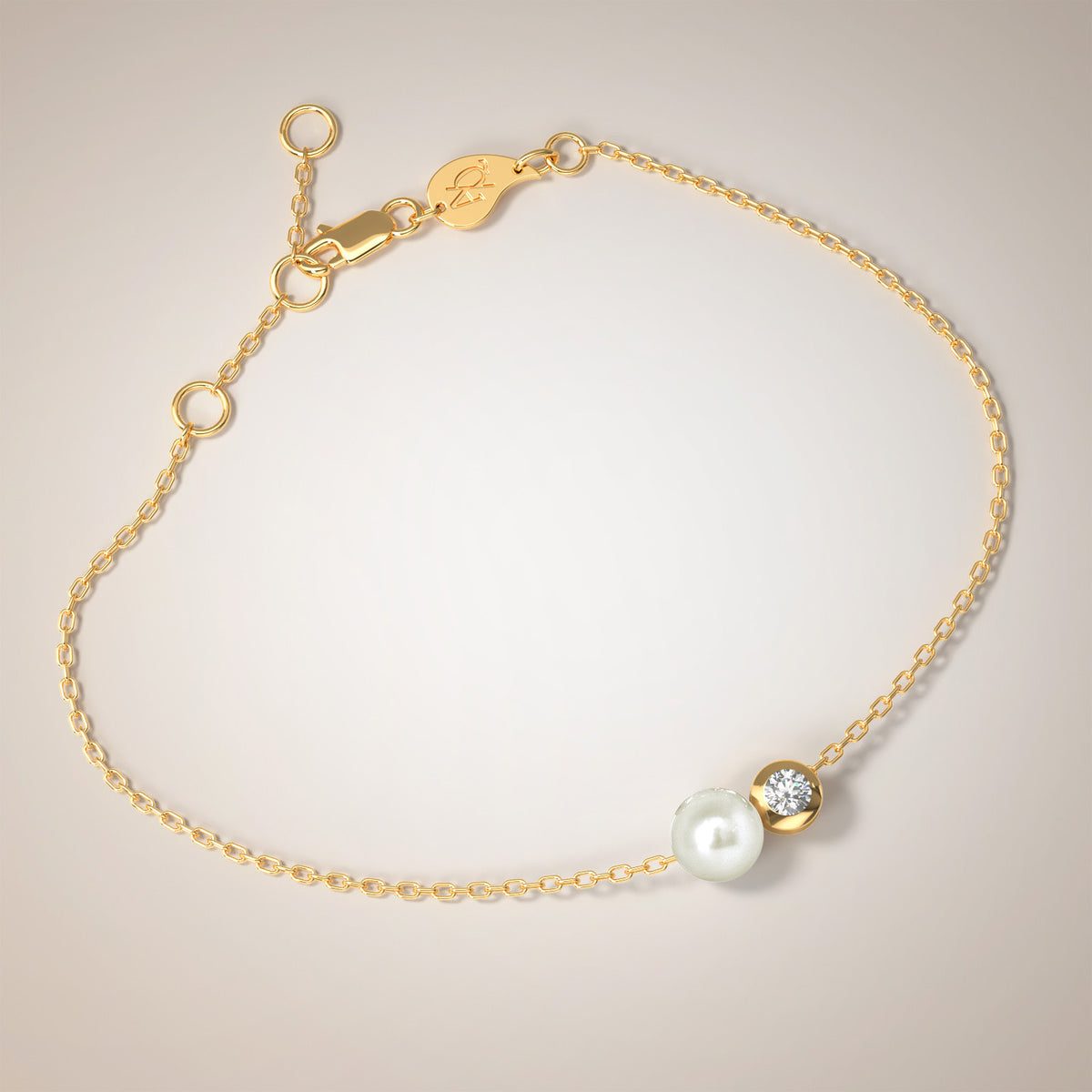 Daisy Bracelet, solid 18K gold, by Aquae Jewels