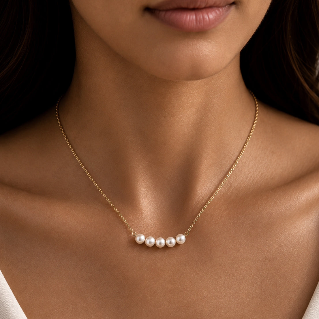 Lily Pearls Necklace