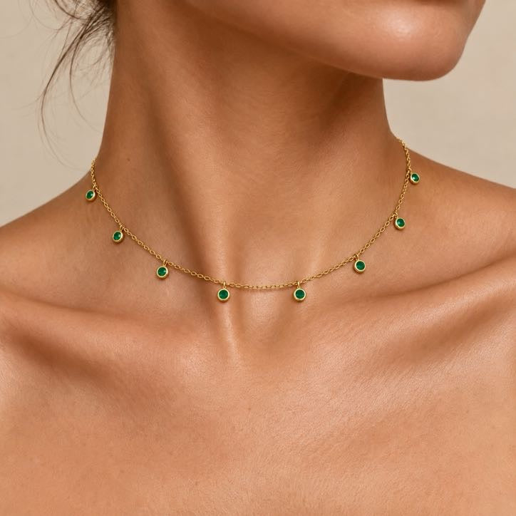 Precious Stone Pendant Choker in solid 18K gold with a bezel-set coloured stone