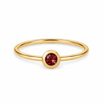 Garnet January birthstone solitaire ring in 18K yellow gold – Aquae Jewels