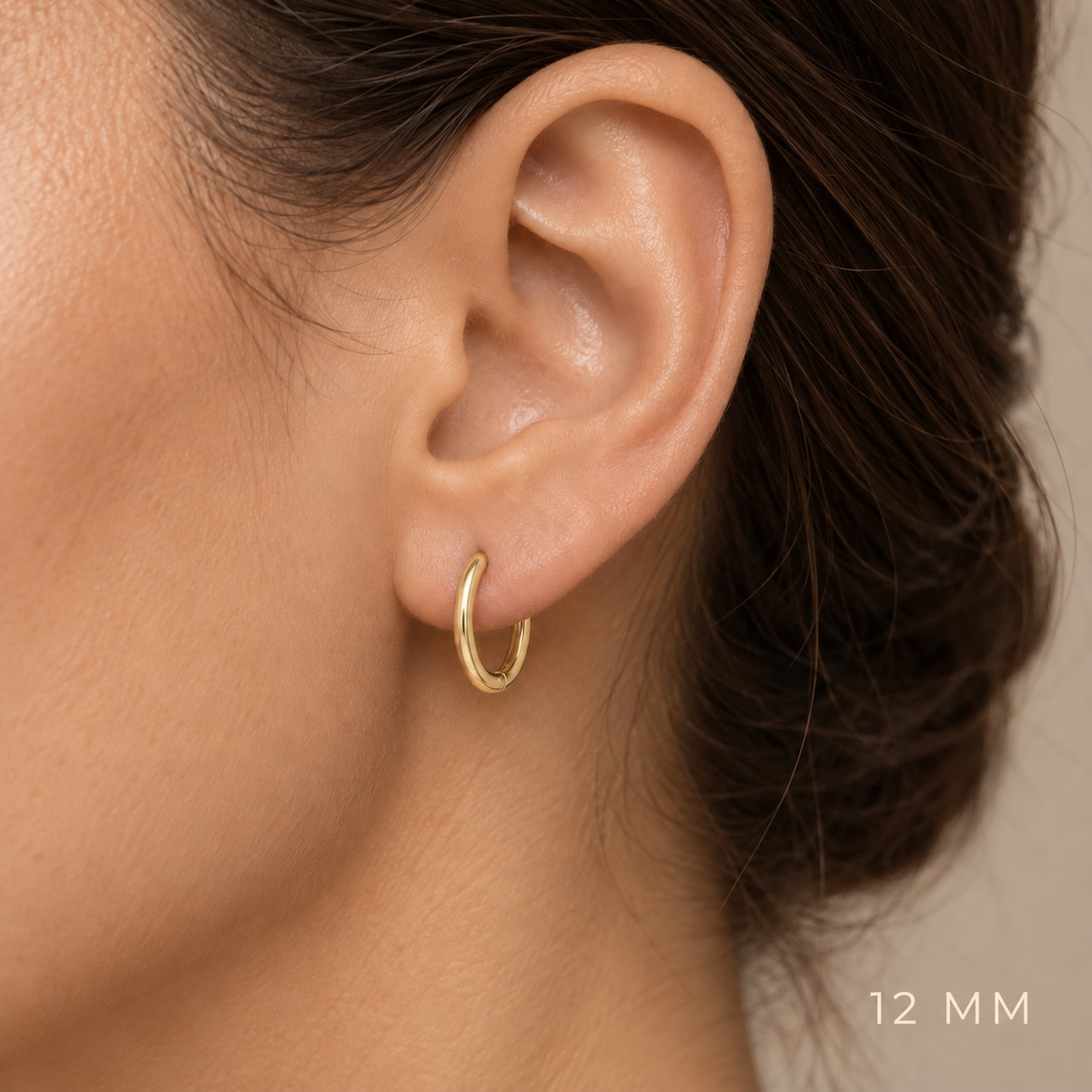 Classic Hoop Earrings in solid 18K gold