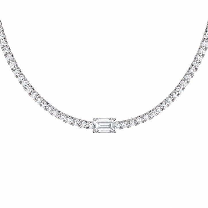 Emerald-cut diamond tennis necklace in 18K gold