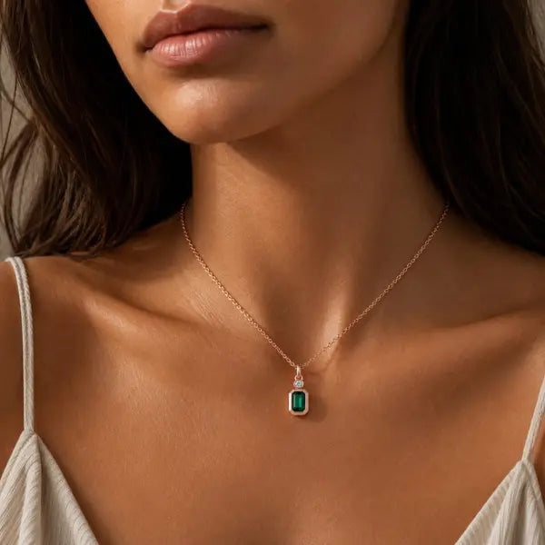 Necklace Claudia Emerald