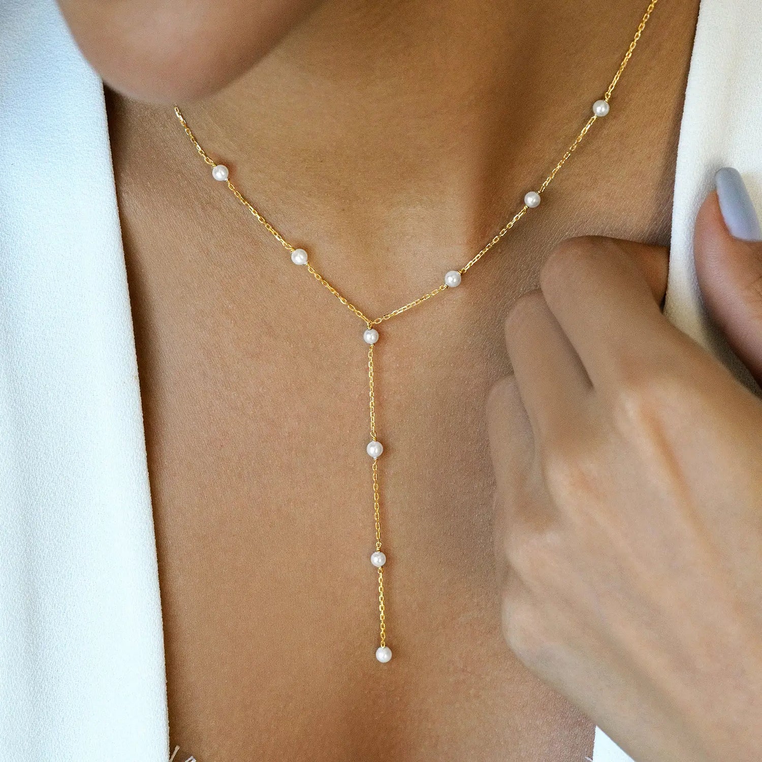 Red Carpet Constellation Pearls Necklace