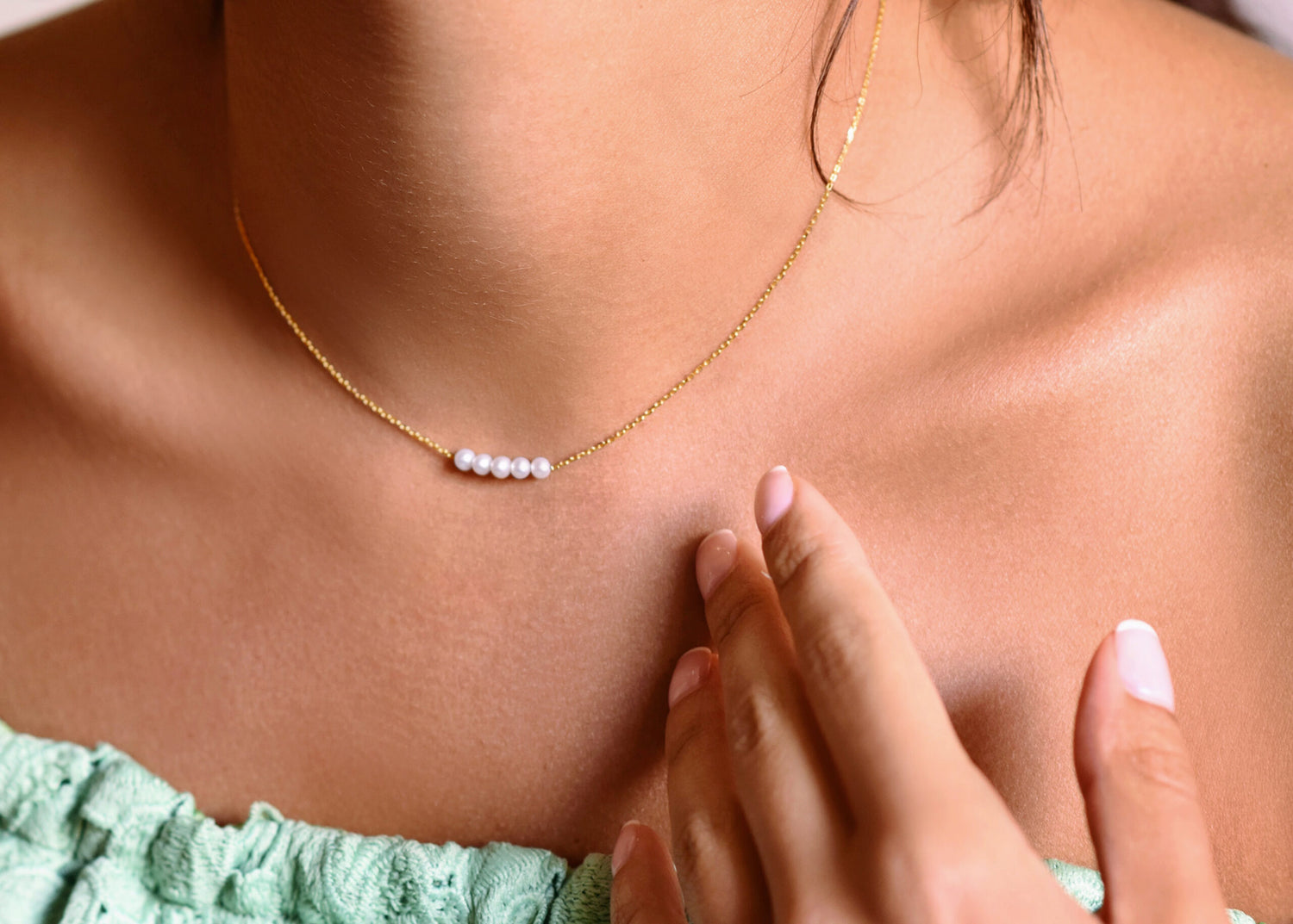Lily Pearls Necklace
