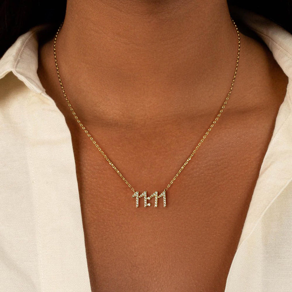 Pavé Diamond Date Necklace – 11:11, solid 18K gold, view 2 of 9