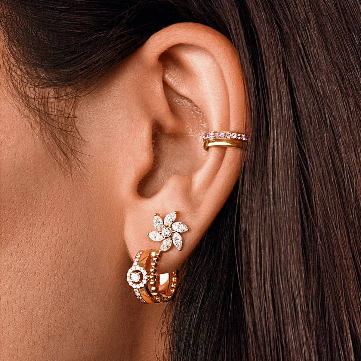 Earring Cuff Single Line Pink Sapphire 18K Gold