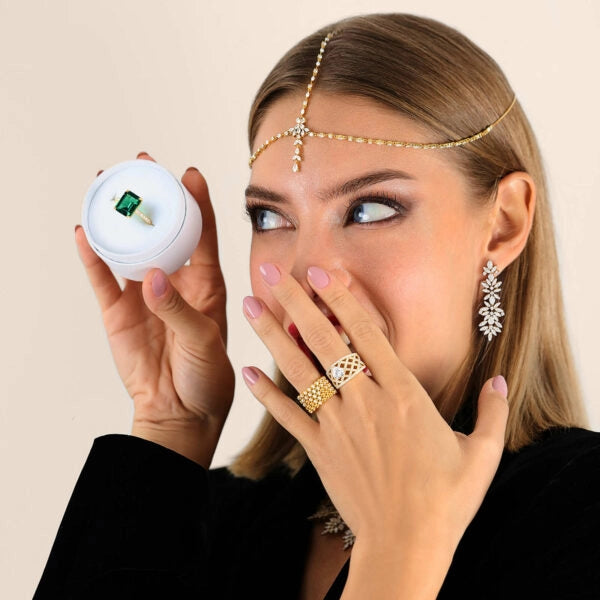 Diamonds Head Piece