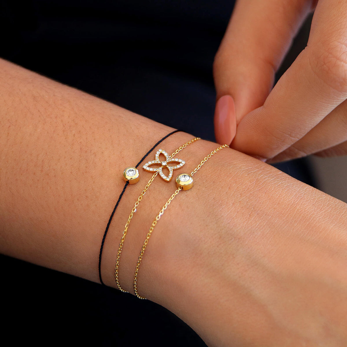 Hera Bracelet, solid 18K gold, view 2 of 6