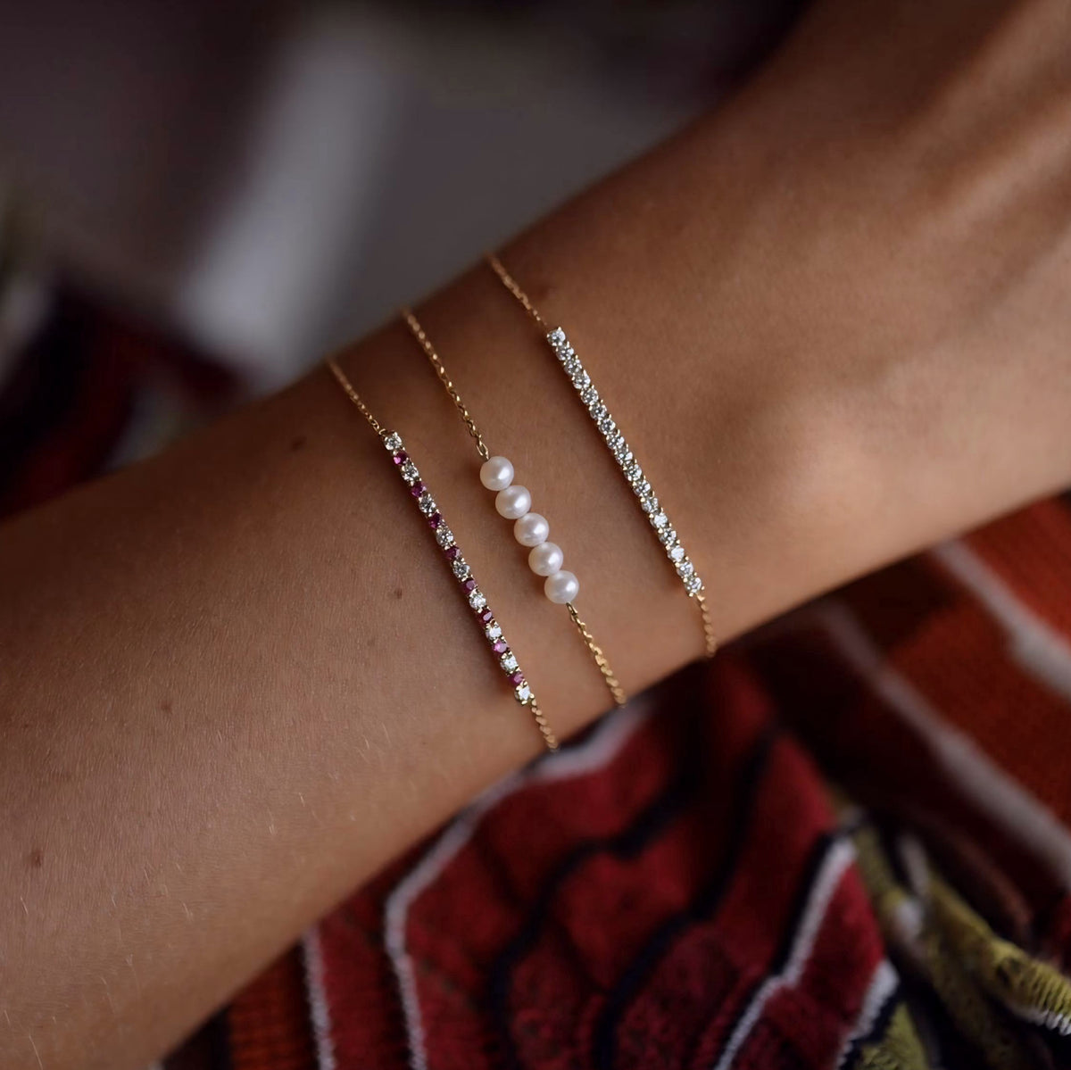 Lily Pearls Bracelet, solid 18K gold, view 3 of 10