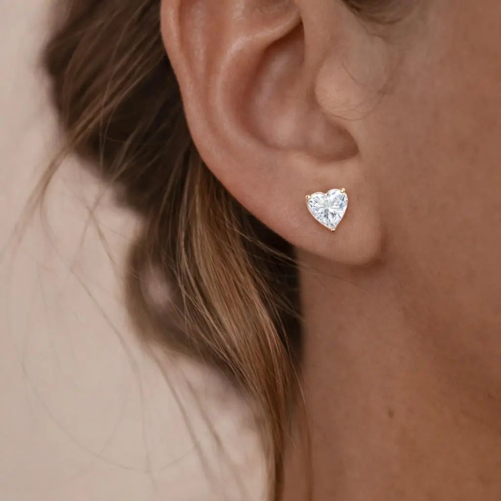 Pure Solitaire Stud Heart Earrings