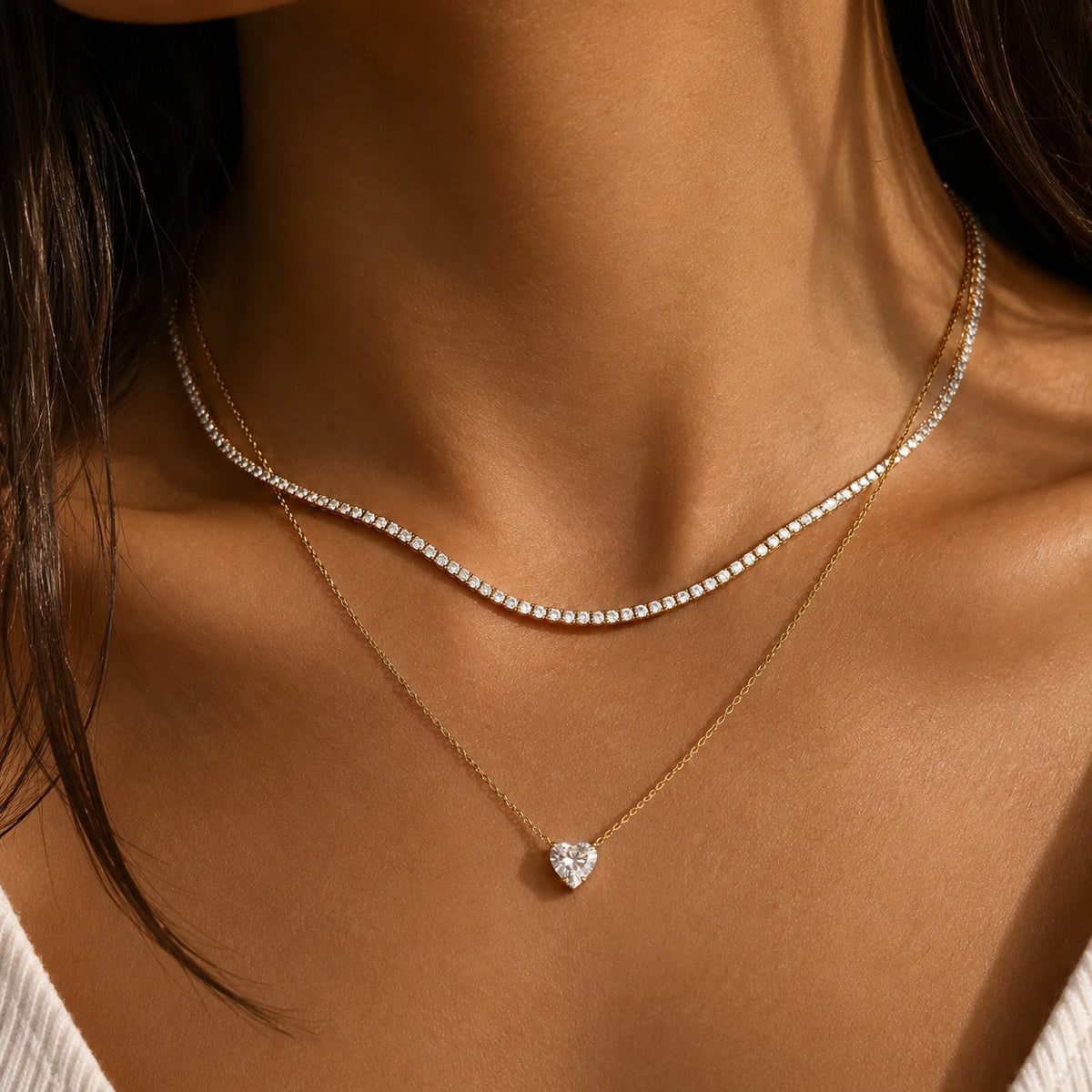 Pure Heart necklace, heart-cut diamond suspended from a fine 18K gold chain – Aquae Jewels
