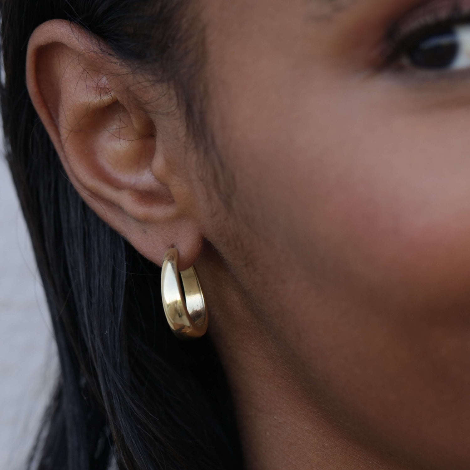 Sophia Hoop Earrings