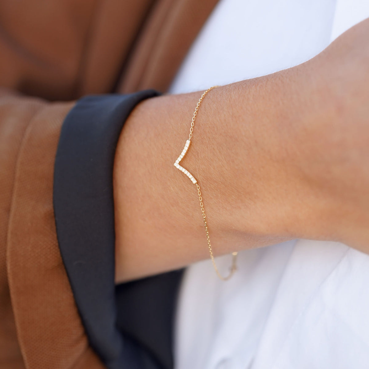 Victory Bracelet, solid 18K gold, view 2 of 6