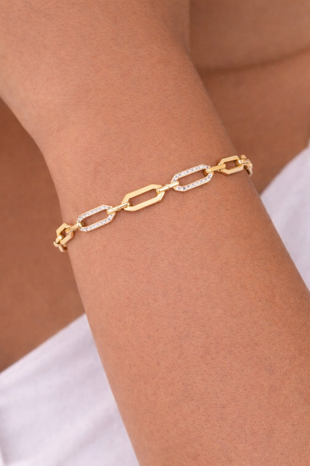 Lady Gaga Thin Bracelet