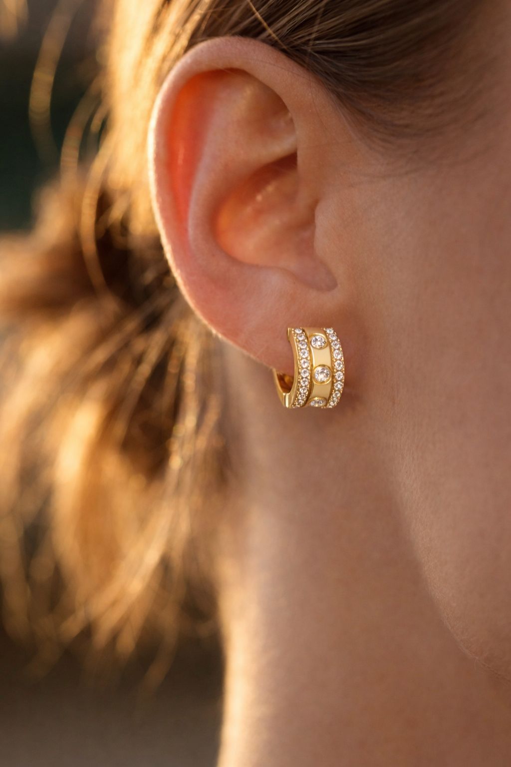 Lara Rich & Bold Hoop Huggie Earrings