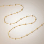 elegant-gold-Isabella-twisted-link-necklace
