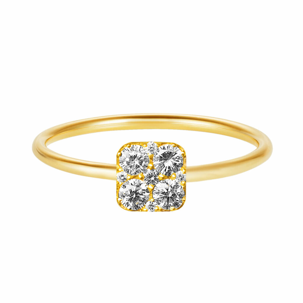 cushion-cut-cluster-diamond-ring-18k-gold